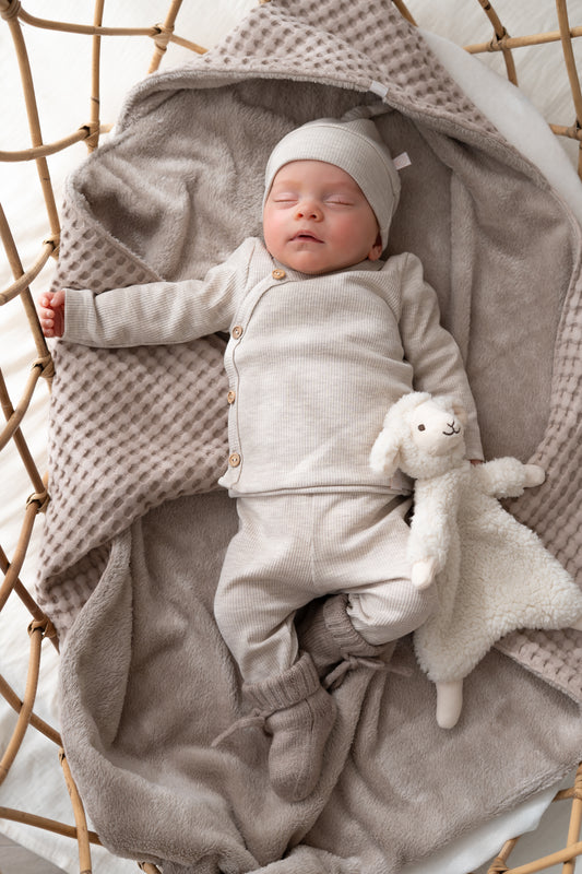 Newborn set Beige melange (rib) broek + muts