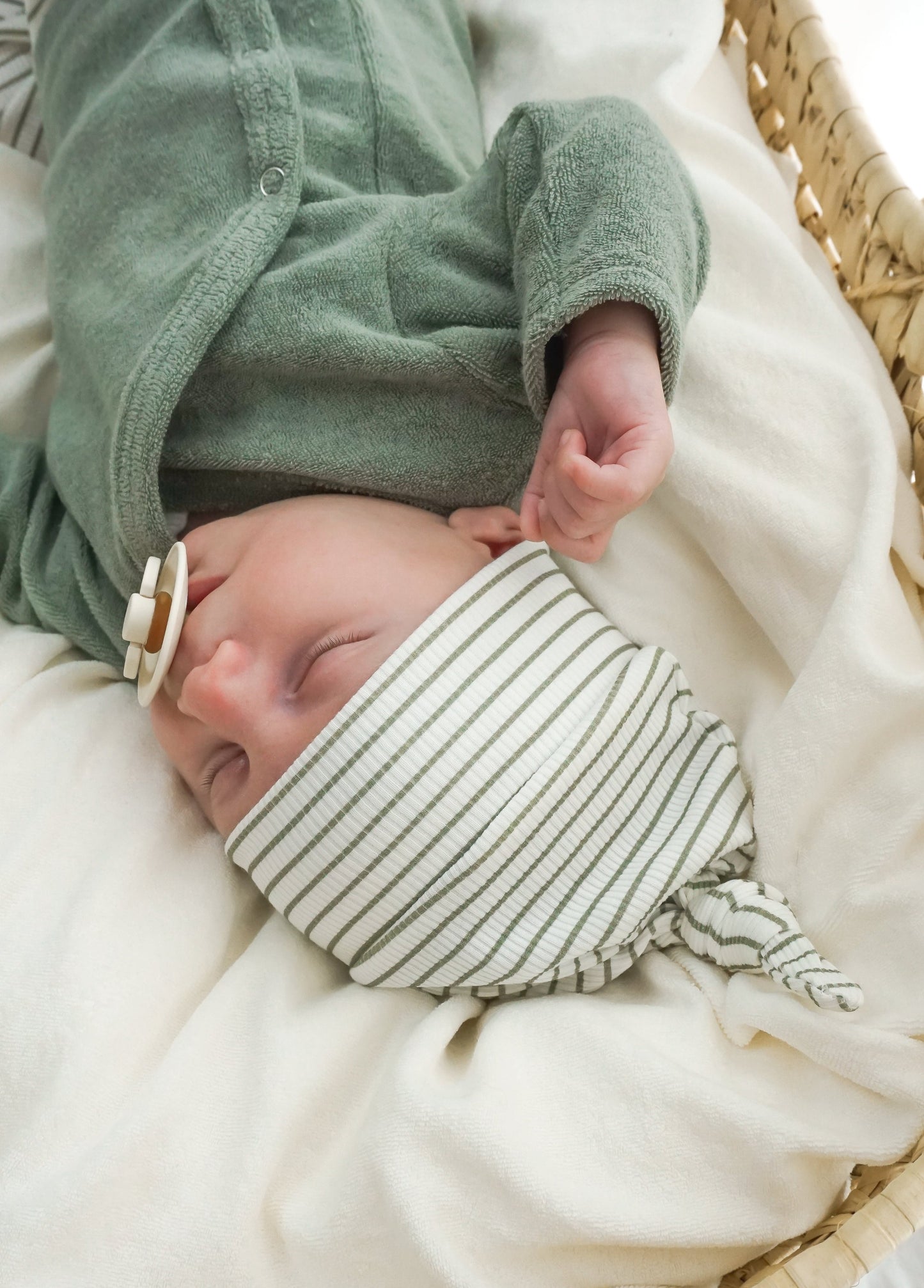 Mutsje Streepjes groen (rib)