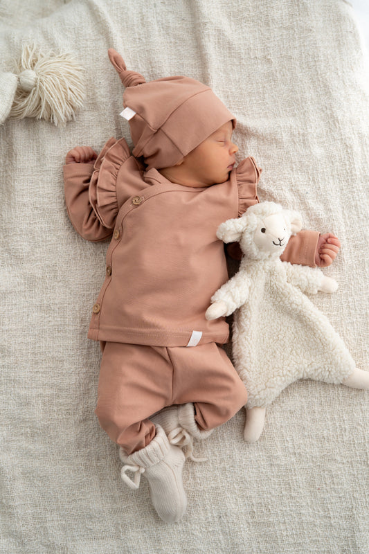 Newborn set Dusty roze broek + muts