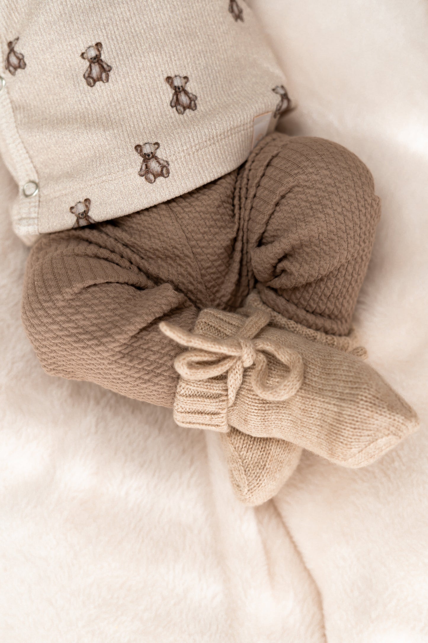 Broekje Taupe (cable)