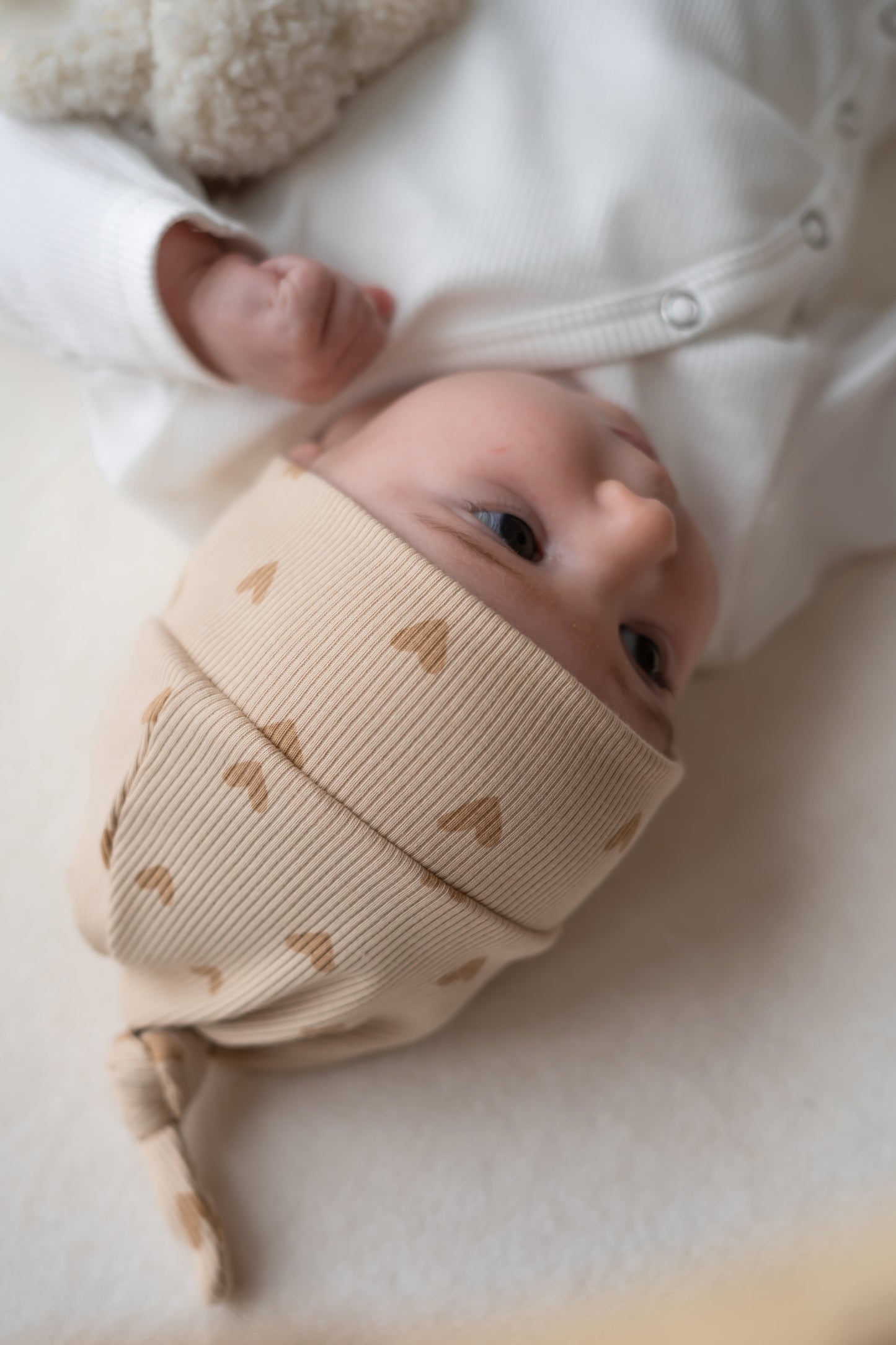 Newborn set Hartjes naturel (rib)