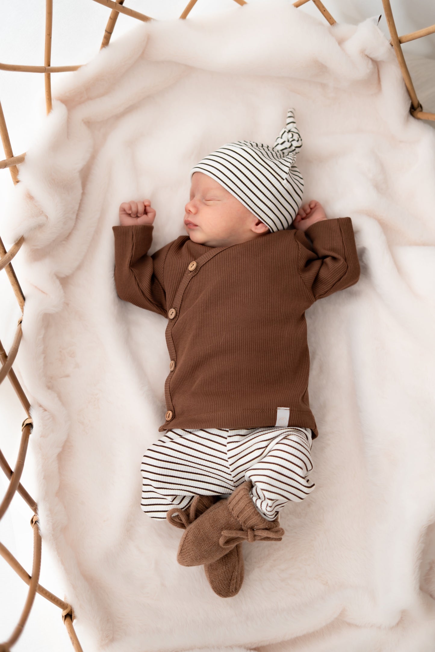 Broekje Streepjes Bruin (rib)