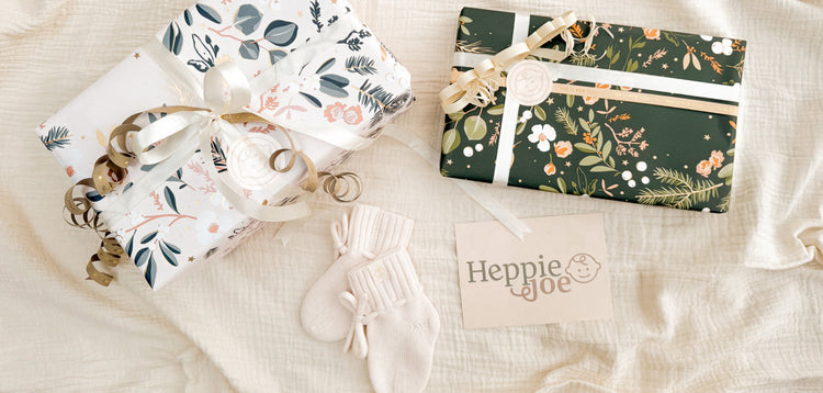 Heppiejoe cadeaubon met een elegant ontwerp, perfect als kraamcadeau voor nieuwe ouders of zwangere vrouwen.