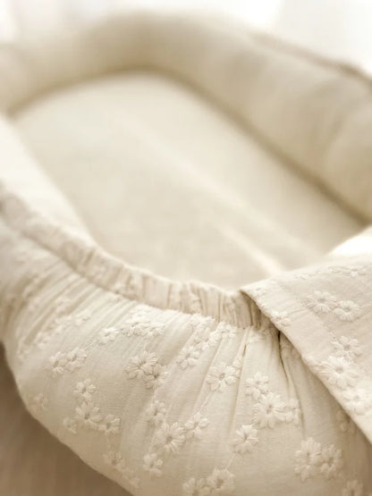 Babynestje Embroidery naturel (hydrofiel)
