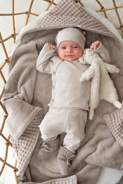 Newborn set Beige melange (rib) broek + muts