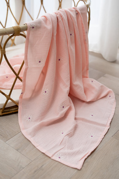 Hydrofiele doek XL Embroidery madelief roze