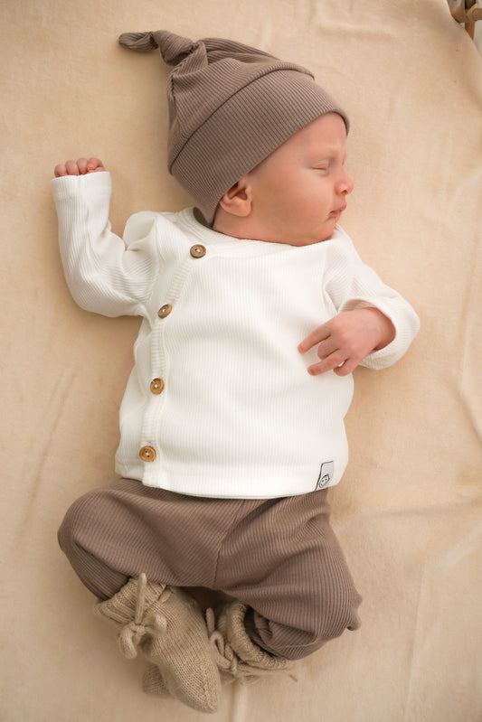 Newborn set Taupe (rib) broek + muts