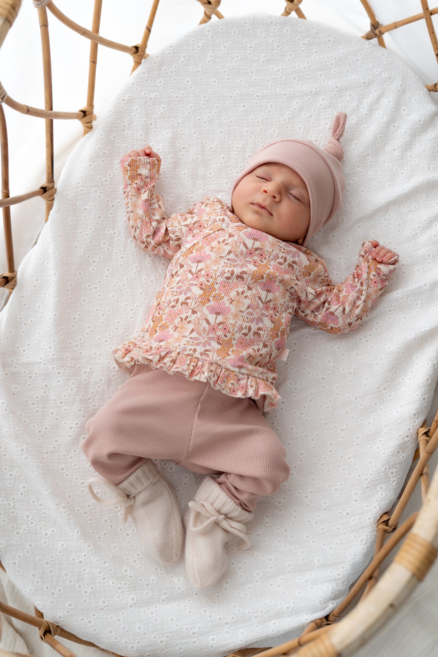 Overslagshirtje ruffle Pastel weidebloem (rib)