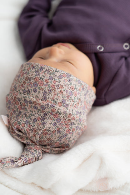 Newborn set Bloemen klei roze (rib) broek + muts