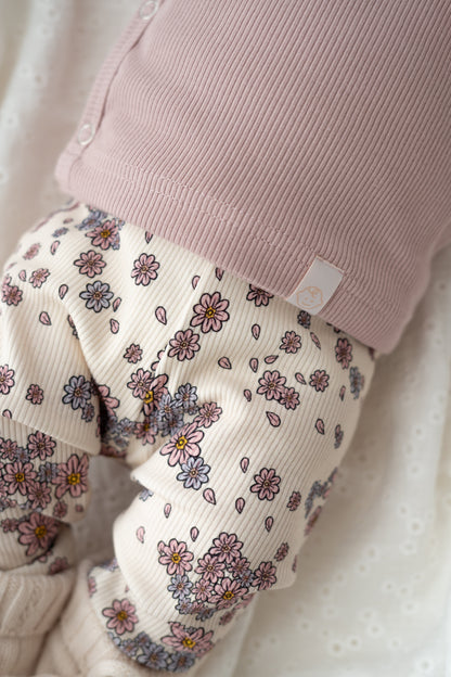 Broekje Bloemen lila pastel (rib)