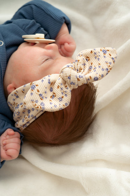 Haarbandje knoop Pastel blauwe mini bloemen (rib)