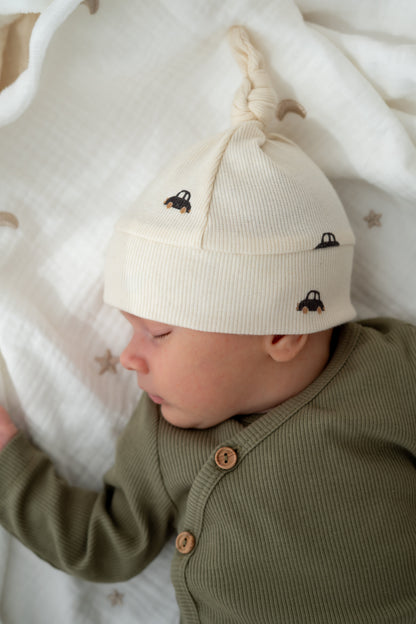 Newborn set Auto's (rib) broek + muts