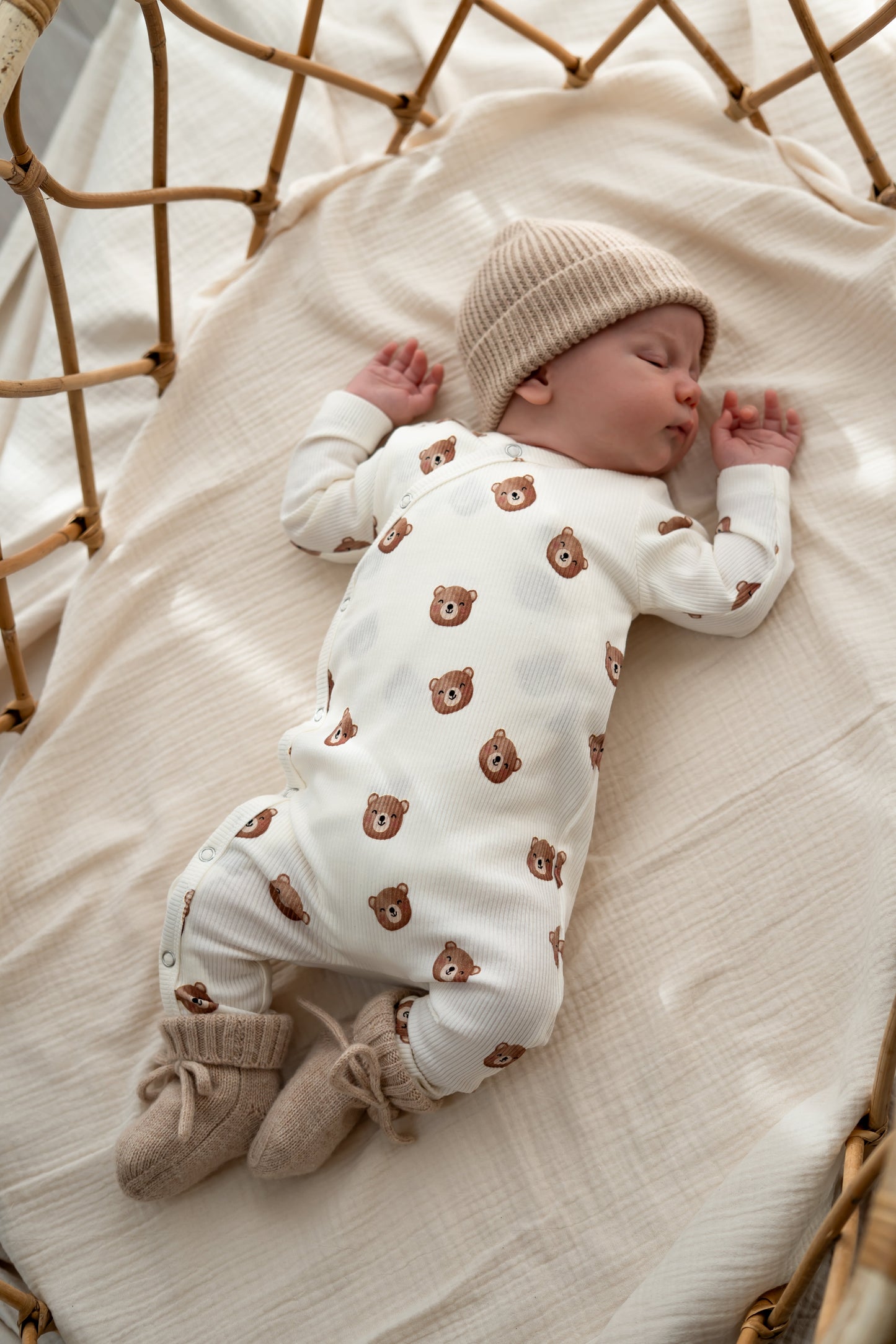 Mutsje Beige (Merinowol)