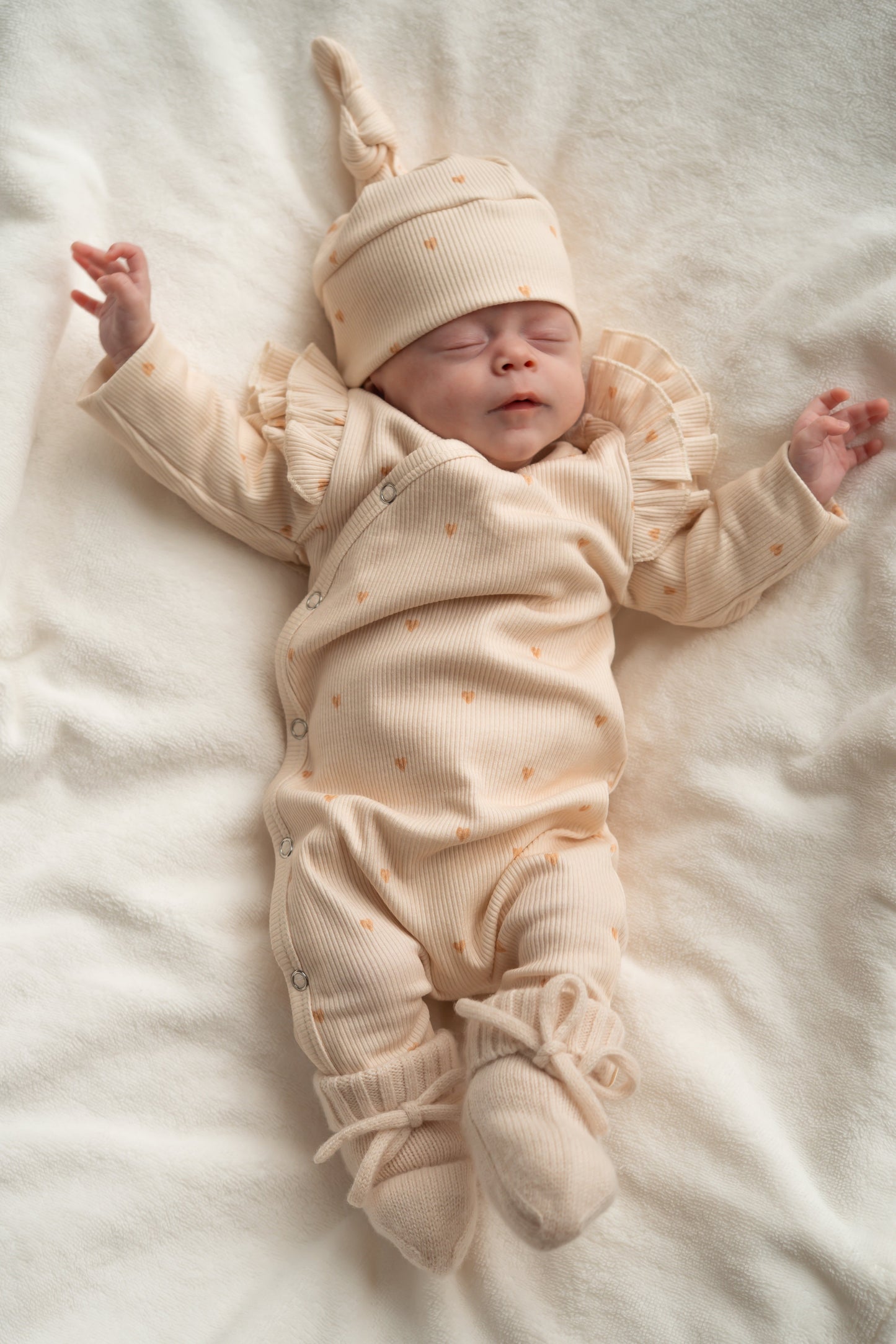 Boxpakje Dubbele ruffle Hartjes Vanille (rib)