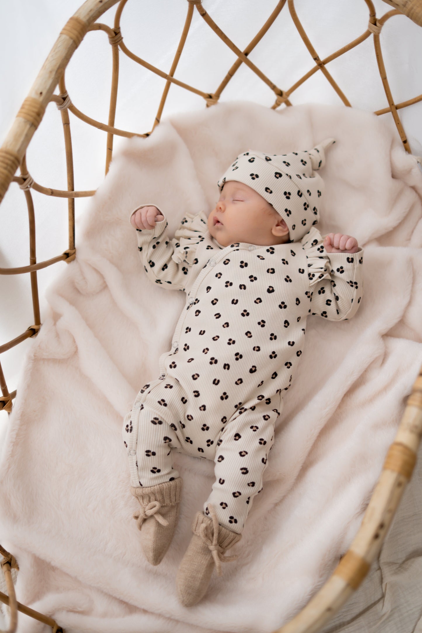 Boxpakje Dubbele ruffle Panterprint zand (rib)