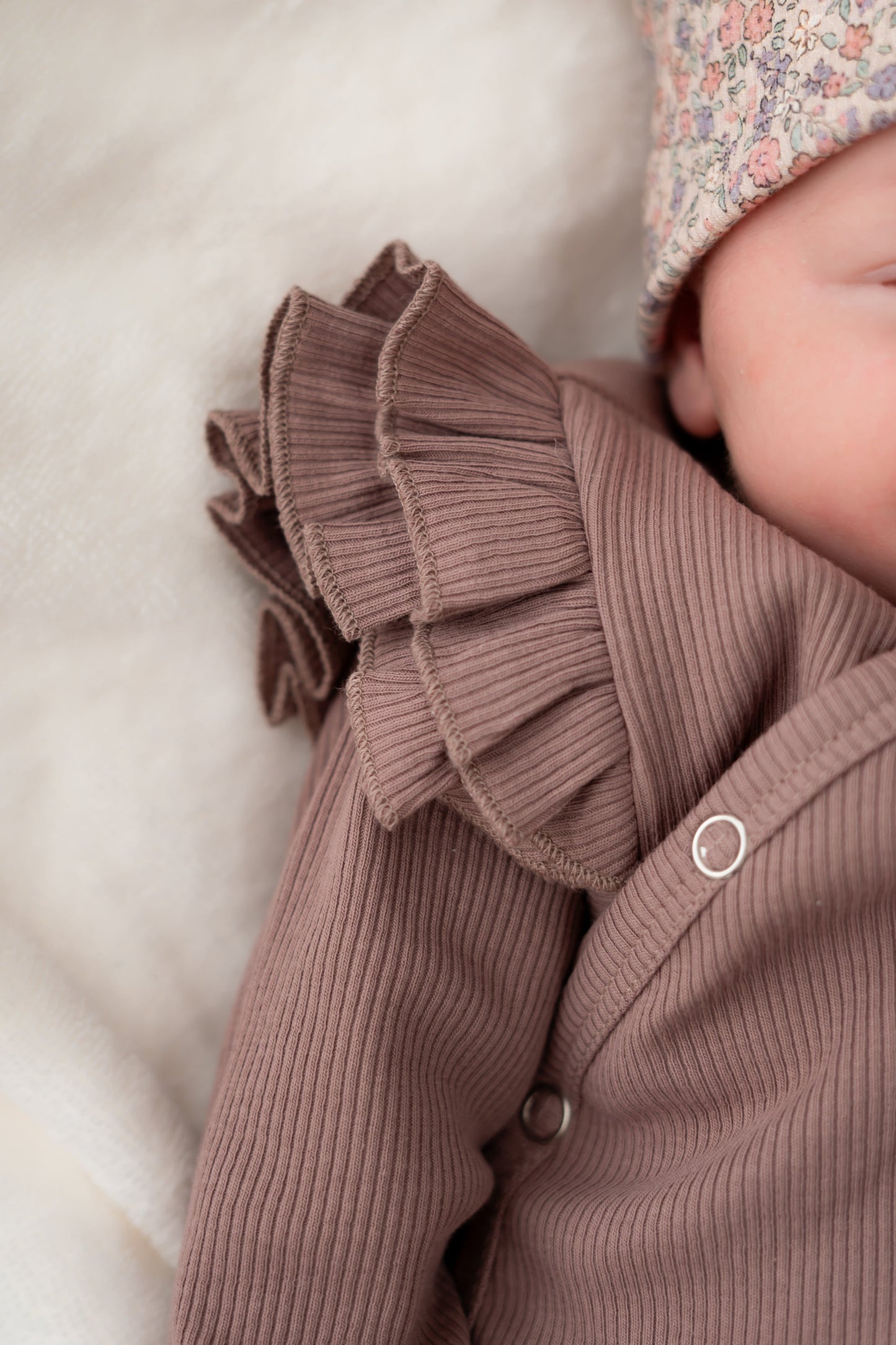 Boxpakje Dubbele ruffle Mauve (rib)