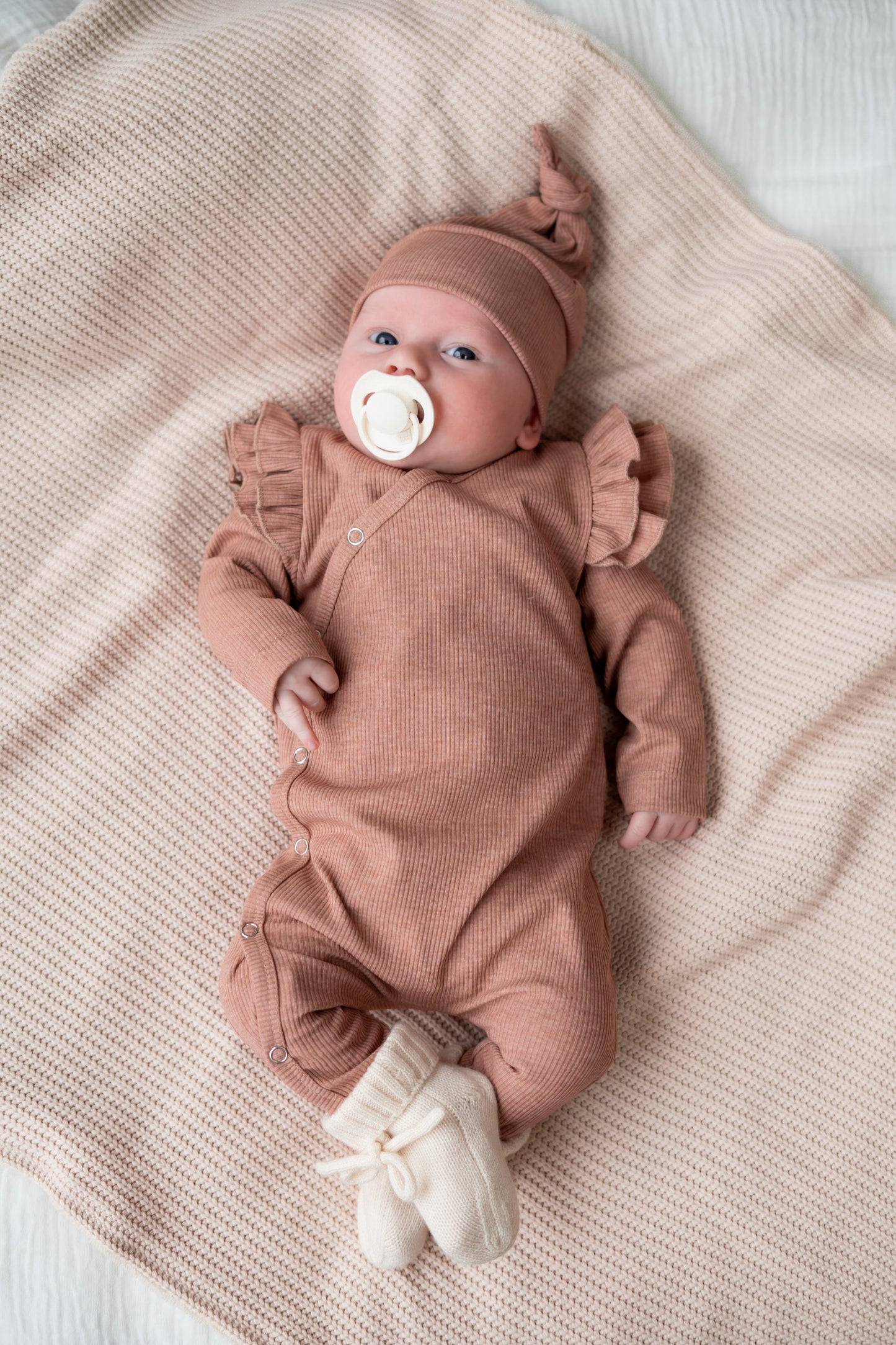 Boxpakje Dubbele ruffle Oudroze melange (rib)