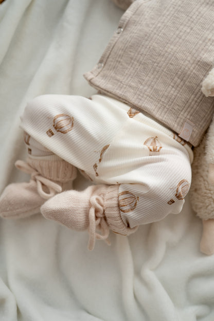 Newborn set Luchtballonnen (rib) broek + muts