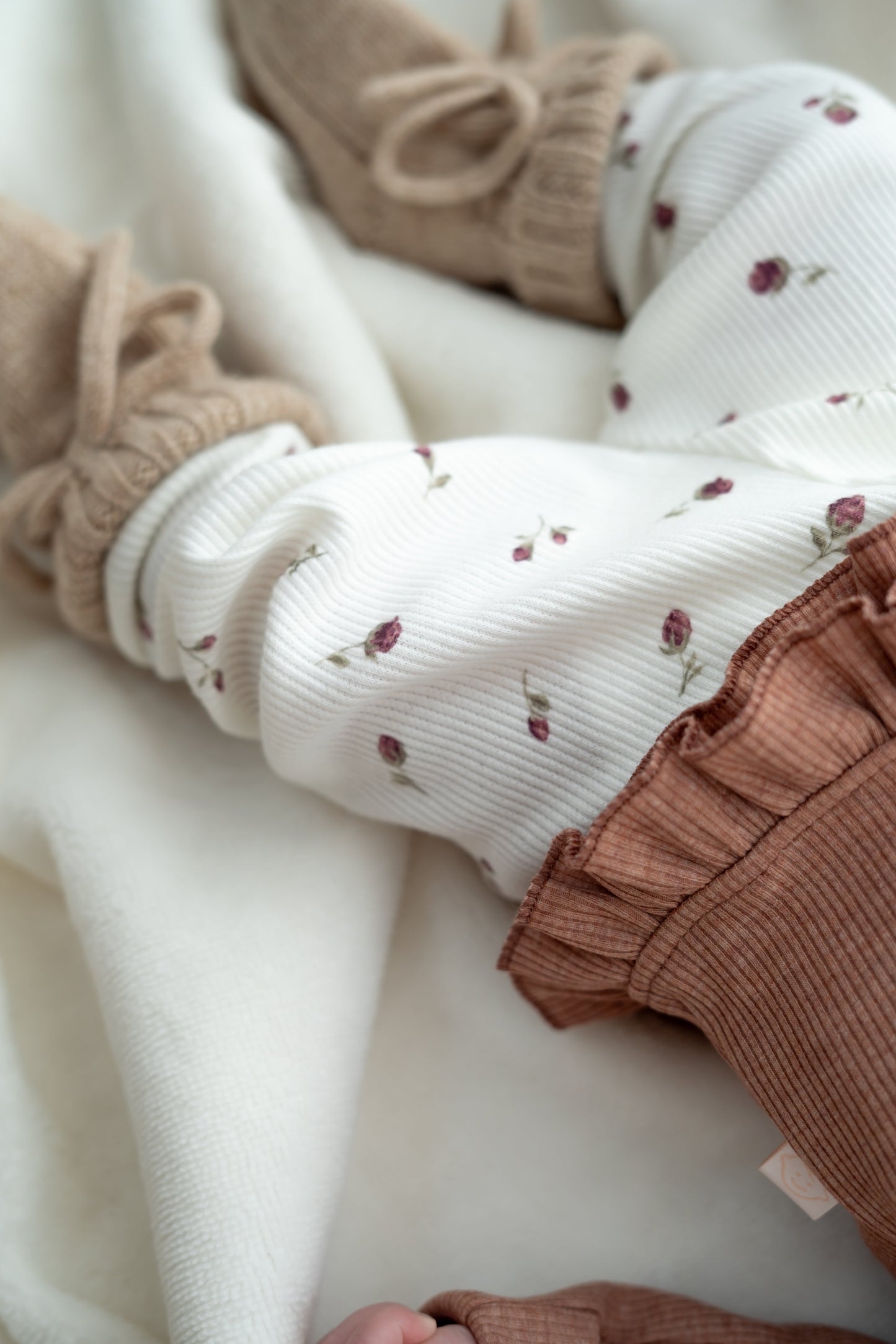 Broekje Romantic rose (rib)