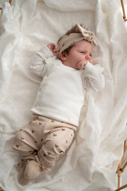 Haarbandje knoop Hartjes naturel (rib)