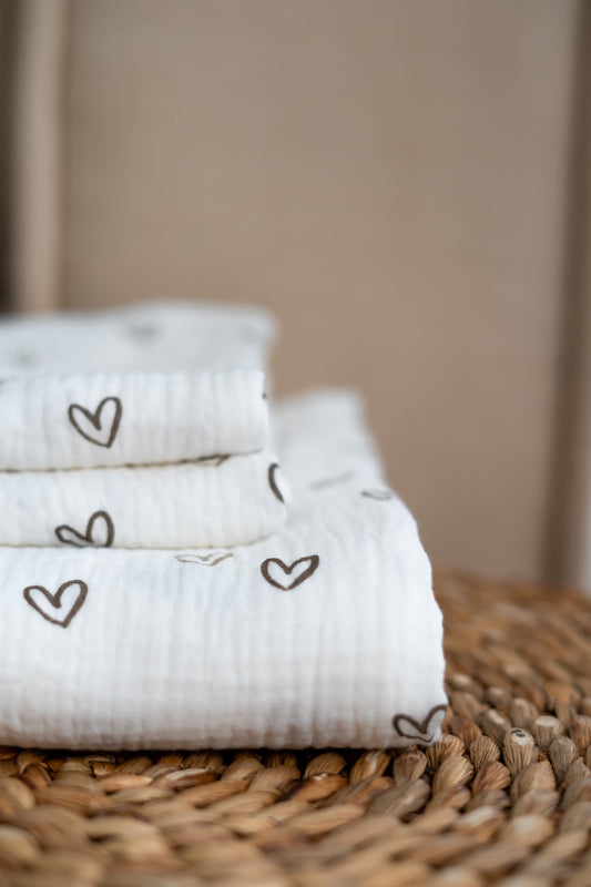 Hydrofiele doek Hartjes bruin en beige