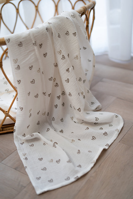 Hydrofiele doek XL hartjes bruin en beige