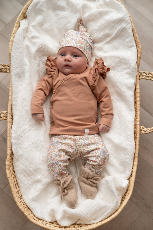 Newborn set Lentebloem broek + muts