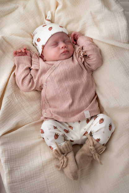Newborn set Aardbeien (rib) broek + muts