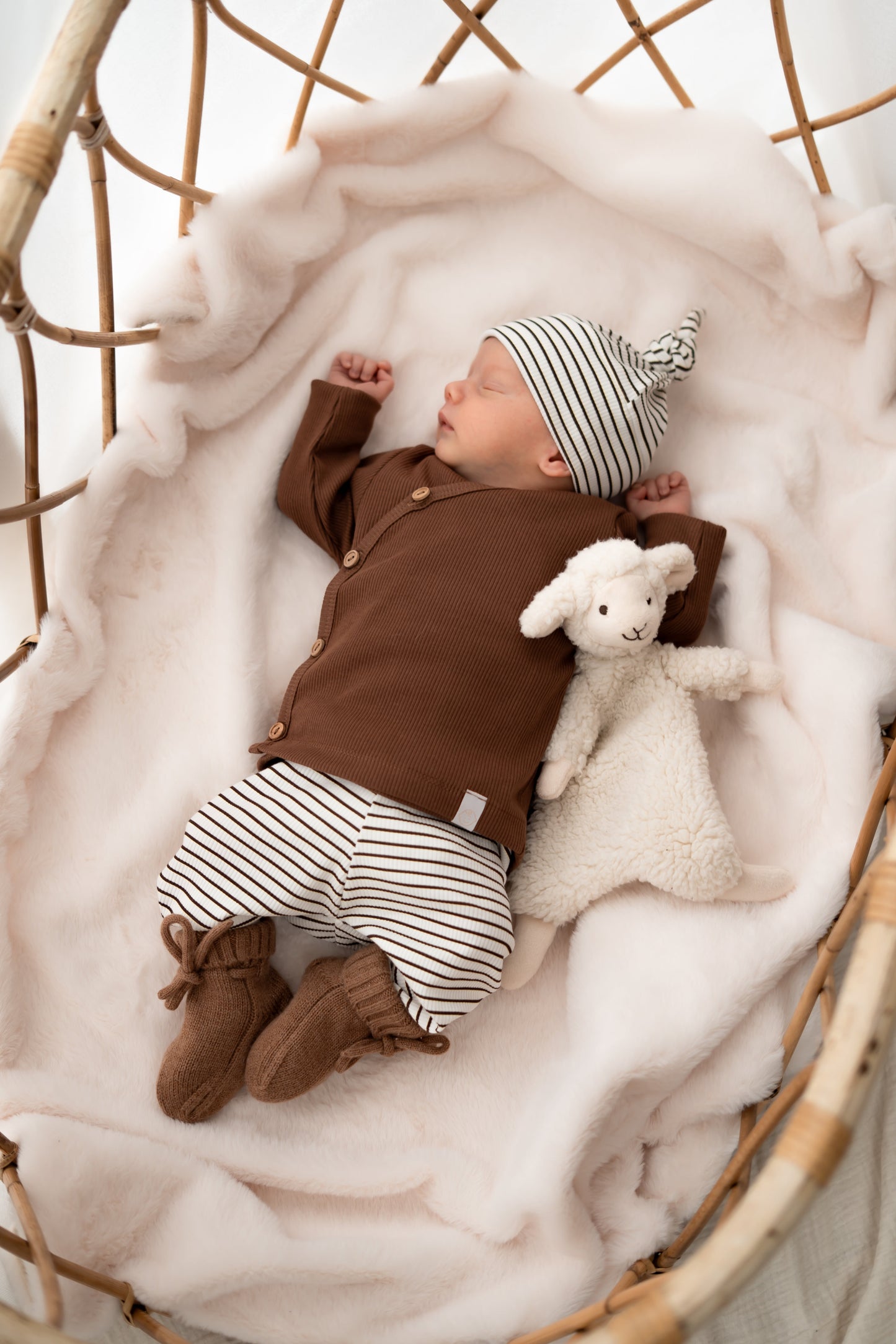 Broekje Streepjes Bruin (rib)