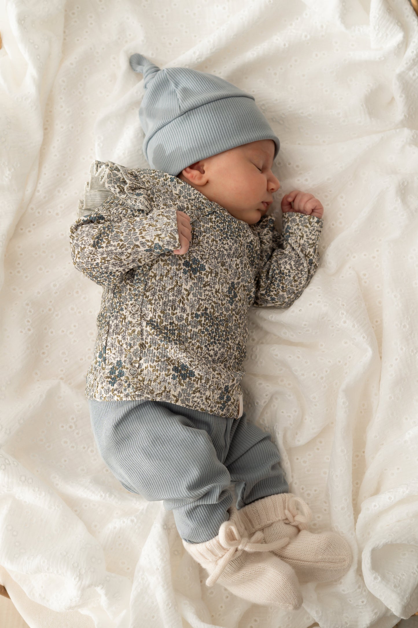 Overslagshirtje dubble ruffle Bloemetjes blauw (rib)