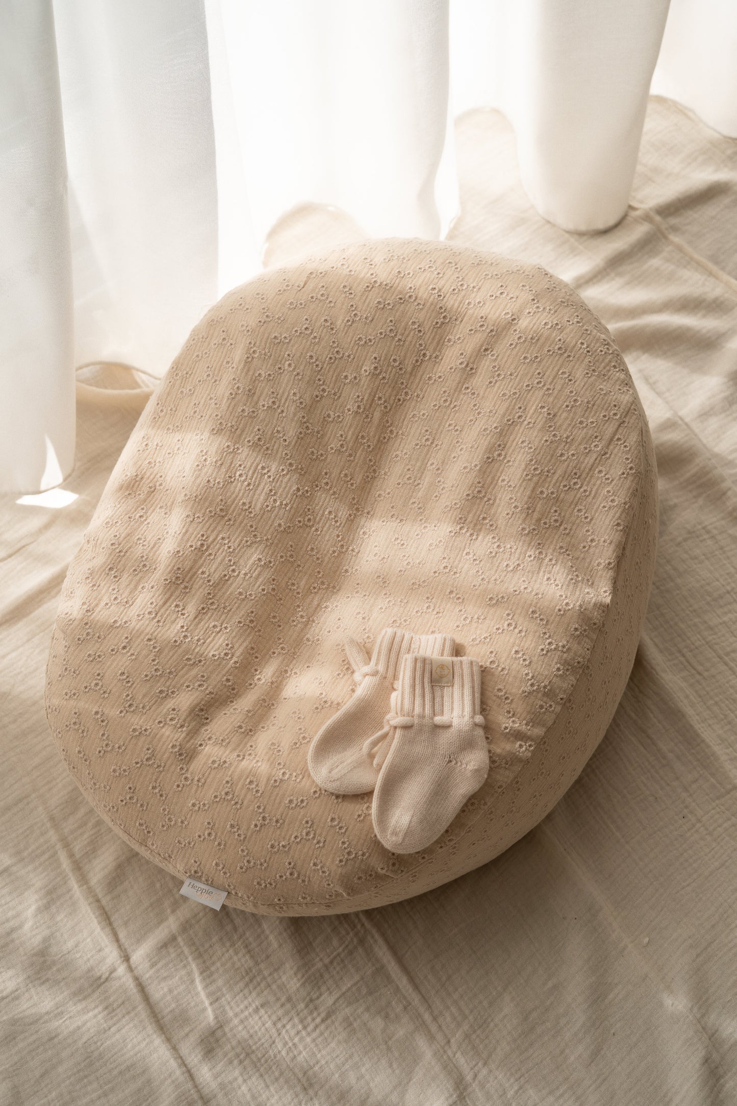 Relaxhoes Embroidery Beige (hydrofiel)