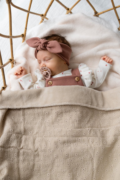 Wiegdeken Embroidery beige (bamboe)